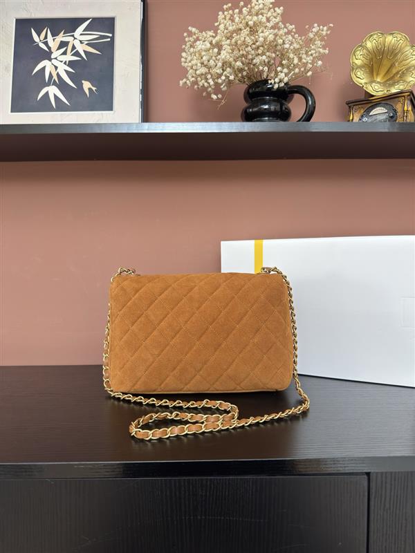 2026131214233675 700